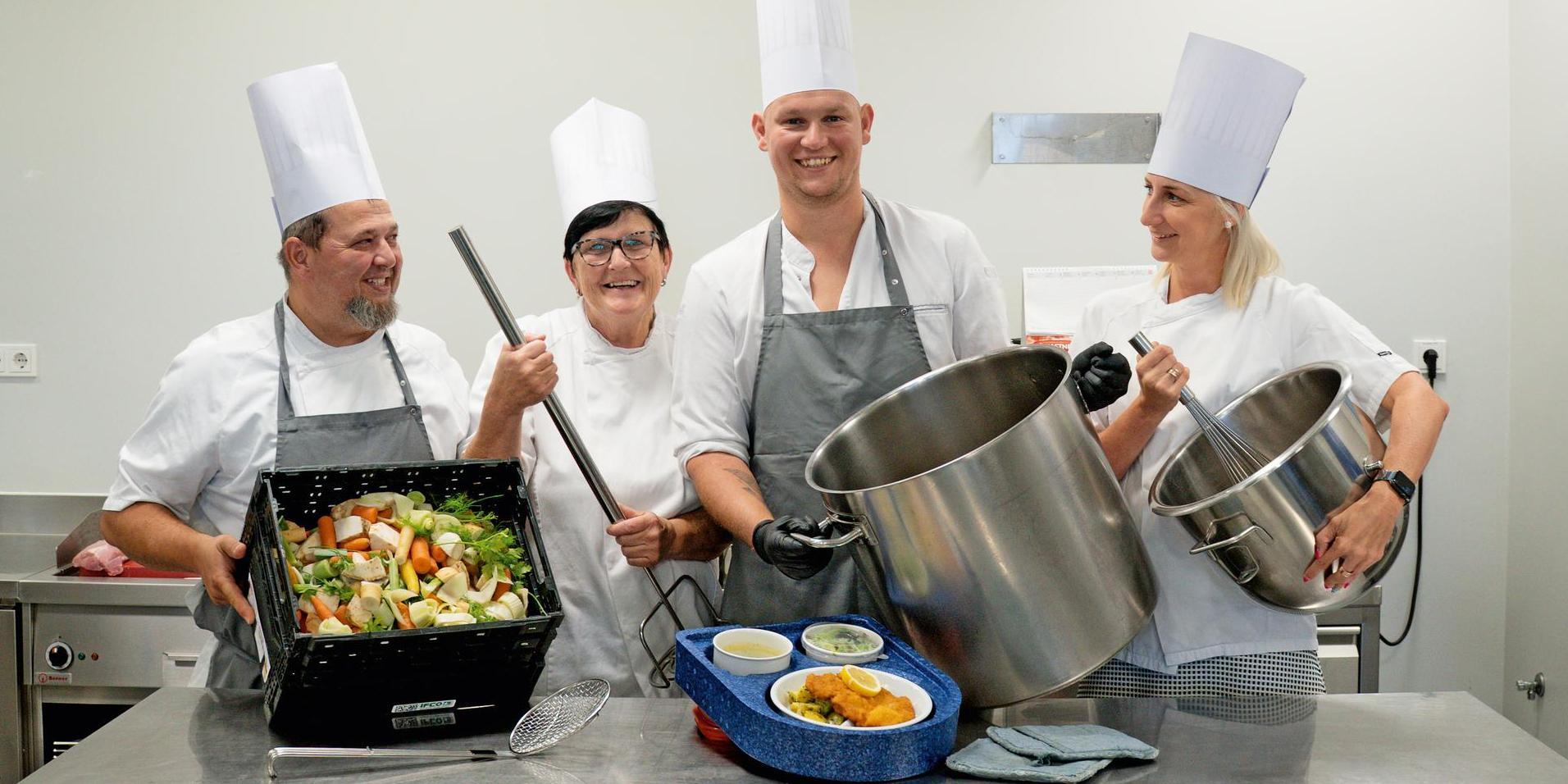 Teamfoto aus der Großküche der Gästehäuser und Küchen Burgenland