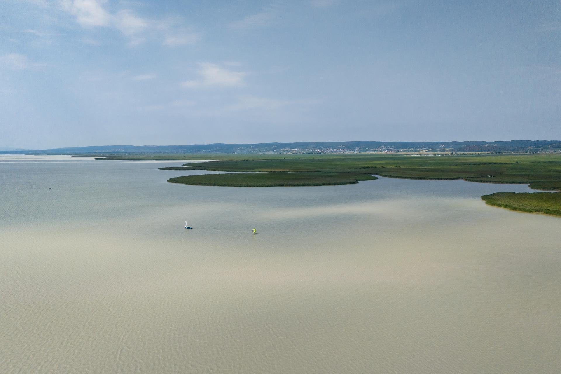 Der Neusiedler See ist Schauplatz umfangreicher Maßnahmen des Seemanagements.