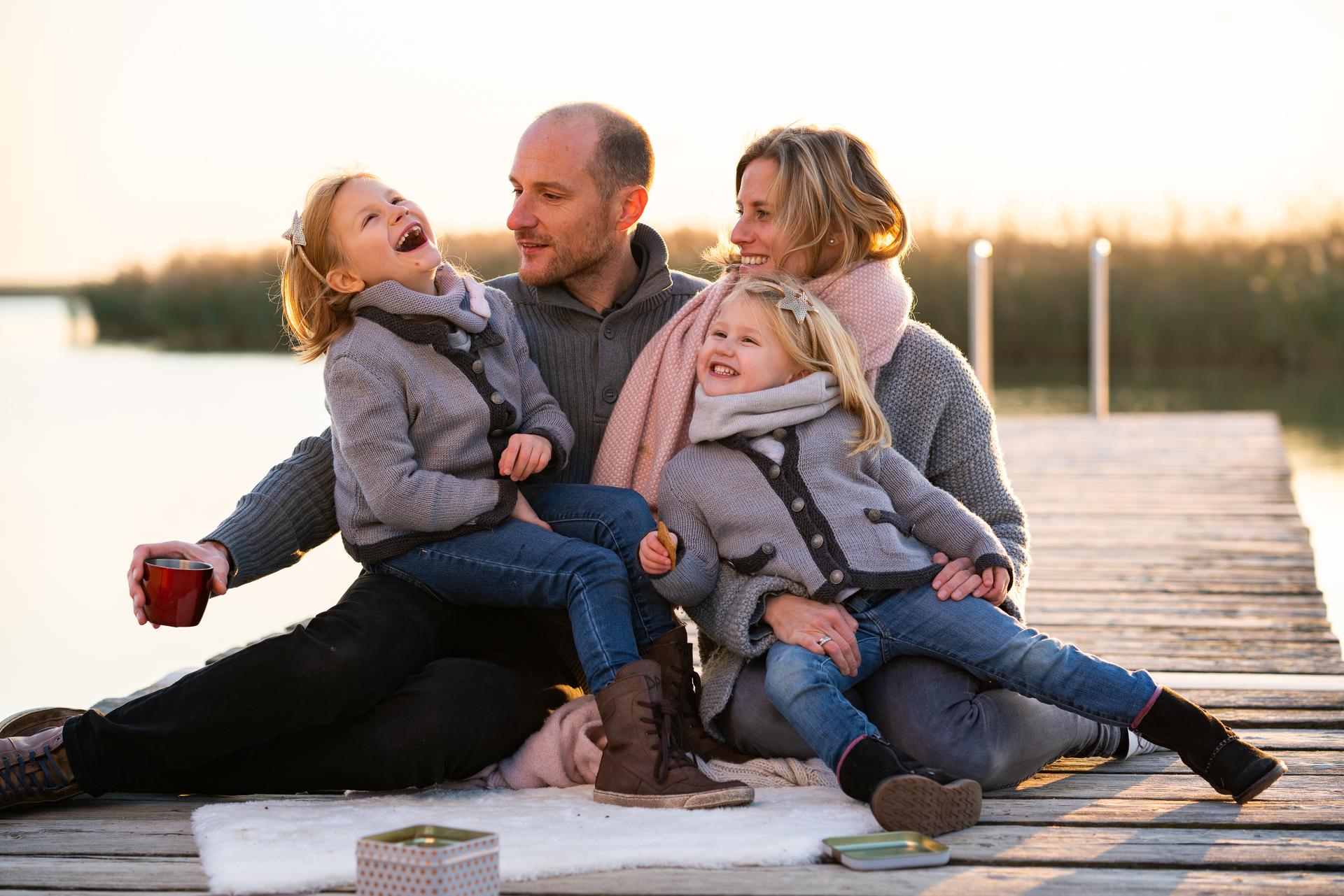 Familienfoto am See